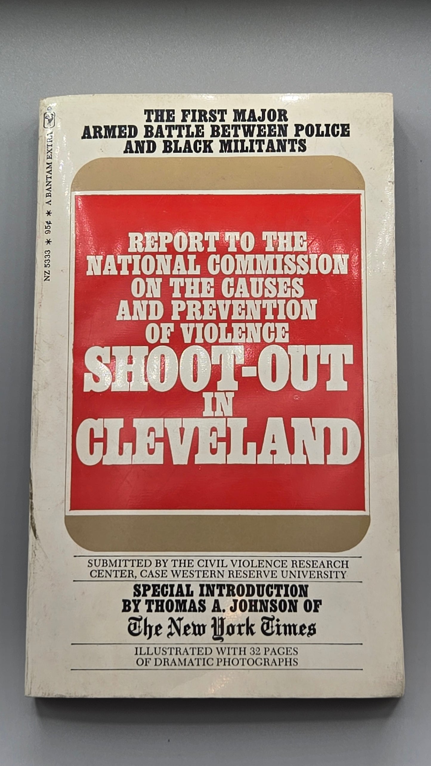 Shoot-Out in Cleveland: Black Militants and the Police (Vintage)
